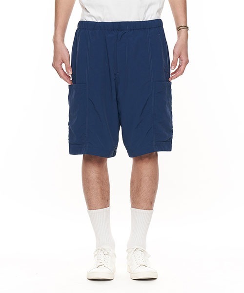 plain-me（プレインミー）の「plain-me ナイロン吸湿性ワイドショートパンツ（その他パンツ・メンズ・ベージュ/ブルー・SMALL/MEDIUM/LARGE）」の2枚目の写真