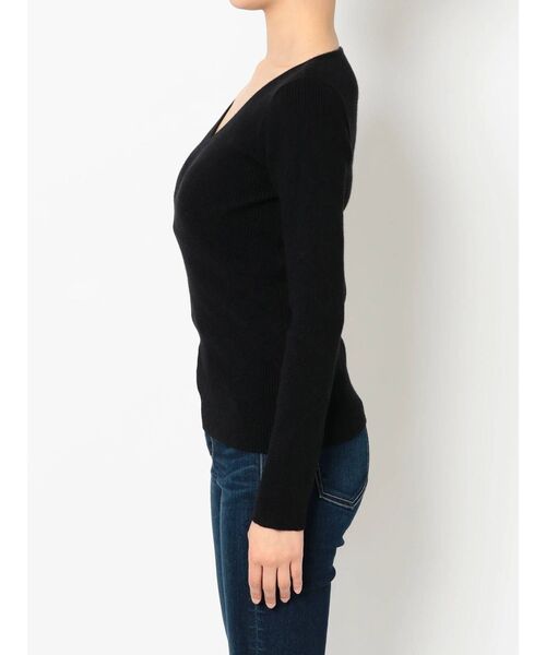 GYDA（ジェイダ）の「リブVネックニット トップス（ニット/セーター・レディース・オフホワイト/ブラック/ベージュ・FREE）」の11枚目の写真