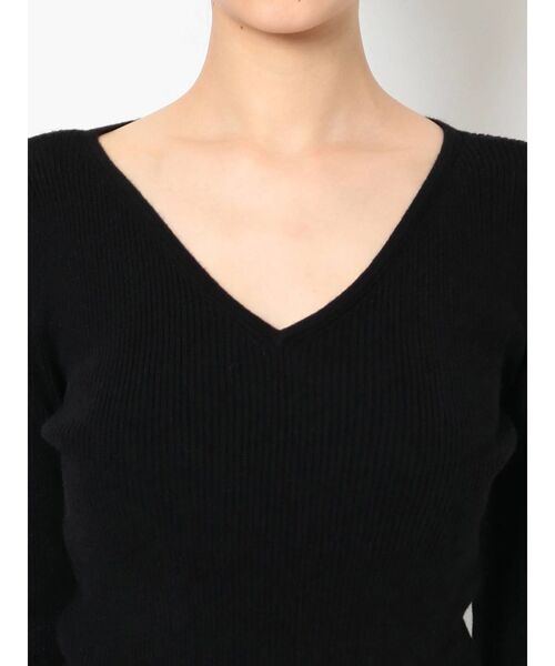 GYDA（ジェイダ）の「リブVネックニット トップス（ニット/セーター・レディース・オフホワイト/ブラック/ベージュ・FREE）」の13枚目の写真