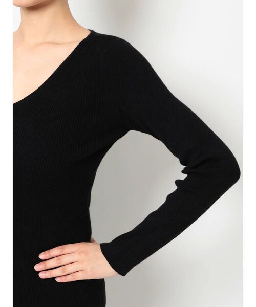 GYDA（ジェイダ）の「リブVネックニット トップス（ニット/セーター・レディース・オフホワイト/ブラック/ベージュ・FREE）」の14枚目の写真