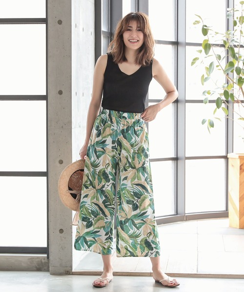 KOBE LETTUCE(コウベレタス)の「リゾート柄リラックスワイドパンツ(その他パンツ・レディース・ブラック系その他/グリーン系その他/イエロー系その他・FREE)」の11枚目の写真