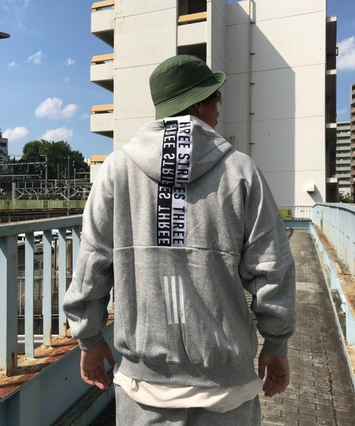 限定版 Adidas ビッグシルエット スリーストライプス パーカー Ixg24 Ge03 人気沸騰