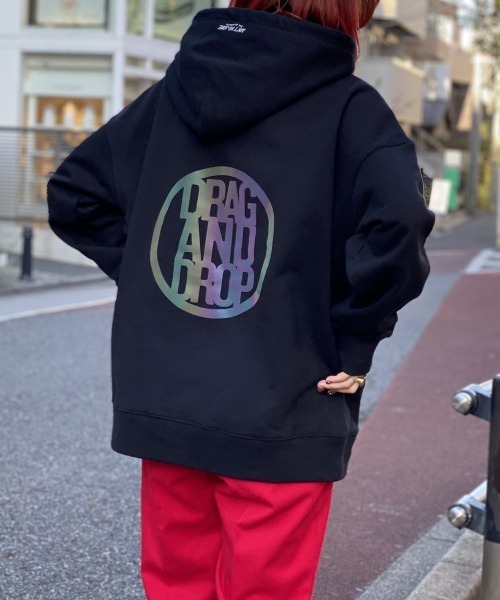 PBLIM(ページボーイリム)の「【PAGEBOYLIM】リフレクターフーディー(パーカー・レディース・ホワイト/ブラック・MEDIUM/X-LARGE)」の7枚目の写真