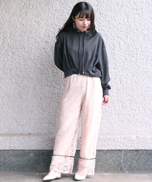 ASTORIA ODIER(アストリアオディール)の「ショートパーカー(パーカー・レディース・ホワイト/チャコールグレー/ライトグレー/ピンク/モカ・MEDIUM)」の12枚目の写真