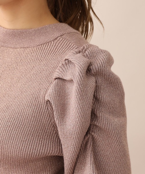 one after another NICE CLAUP（ワンアフターアナザーナイスクラップ）の「ラメ袖コンニット（ニット/セーター・レディース・モカ/オフホワイト/ブラック/ラベンダー・FREE）」の7枚目の写真