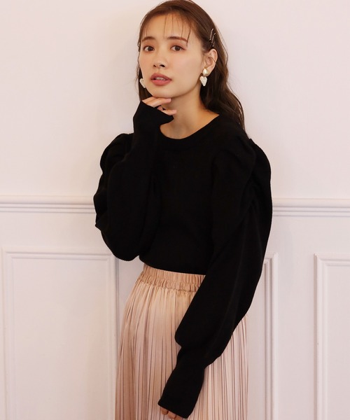 one after another NICE CLAUP（ワンアフターアナザーナイスクラップ）の「ラメ袖コンニット（ニット/セーター・レディース・モカ/オフホワイト/ブラック/ラベンダー・FREE）」の6枚目の写真