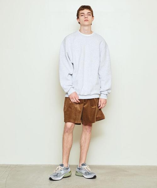 Russell Athletic（ラッセルアスレティック）の「RUSSELL ATHLETIC × UNITED ARROWS & SONS ESSENTIAL CREW SWEAT（スウェット・メンズ・ブラック/ホワイト/ライトグレー・LARGE/XX-LARGE/MEDIUM/X-LARGE）」の4枚目の写真