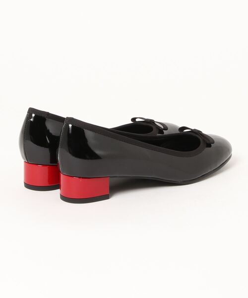 agnes b.（アニエスベー）の「リボンモチーフラウンドトゥパンプス（パンプス・レディース・ベージュ/ブラック系その他/ブラック系その他2/ブラック/ネイビー・23.5cm/24.0cm/22.5cm/24.5cm/23.0cm）」の7枚目の写真