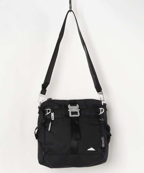 【新品未使用】mountainsmith ベスト　ネイビー　ブラック MOUNTAIN SMITH（マウンテンスミス）の「【 MOUNTAIN SMITH