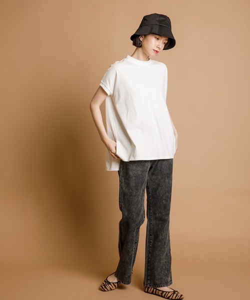 CIENA（シエナ）の「新色追加！大人シルエットUSAコットンサイドスリットTee（Tシャツ/カットソー・レディース・キャメル/ブラック/ベージュ/オフホワイト/パープル/オレンジ/グリーン/グリーン系その他/ブラウン/ブルー/イエロー・MEDIUM/LARGE/X-LARGE）」の19枚目の写真