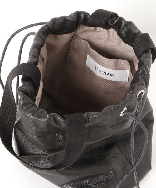 TASINAMI(タシナミ)の「TASINAMI 牛革ラムタッチ巾着 (TA-0040)(ハンドバッグ・レディース・イエロー/ミント/ブラック/ホワイト・FREE)」の7枚目の写真