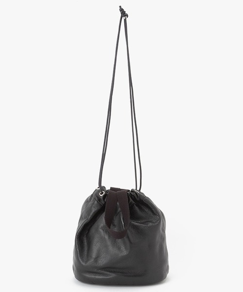 TASINAMI(タシナミ)の「TASINAMI 牛革ラムタッチ巾着 (TA-0040)(ハンドバッグ・レディース・イエロー/ミント/ブラック/ホワイト・FREE)」の2枚目の写真