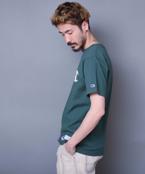 Champion(チャンピオン)の「【Champion/チャンピオン】ビッグロゴTシャツ コットン100% 自然な風合い サテンアップリケ ジョックタグ(Tシャツ/カットソー・メンズ・オレンジ/ダークグリーン/ホワイト/ネイビー/ブラック・LARGE/SMALL/MEDIUM/X-LARGE)」の19枚目の写真
