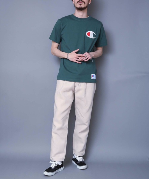 Champion(チャンピオン)の「【Champion/チャンピオン】ビッグロゴTシャツ コットン100% 自然な風合い サテンアップリケ ジョックタグ(Tシャツ/カットソー・メンズ・オレンジ/ダークグリーン/ホワイト/ネイビー/ブラック・LARGE/SMALL/MEDIUM/X-LARGE)」の16枚目の写真