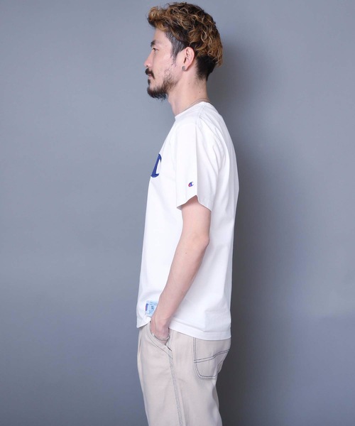 Champion(チャンピオン)の「【Champion/チャンピオン】ビッグロゴTシャツ コットン100% 自然な風合い サテンアップリケ ジョックタグ(Tシャツ/カットソー・メンズ・オレンジ/ダークグリーン/ホワイト/ネイビー/ブラック・LARGE/SMALL/MEDIUM/X-LARGE)」の9枚目の写真