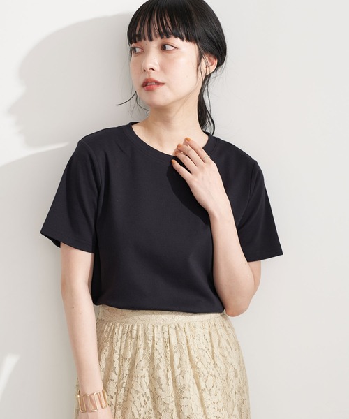 earth music&ecology(アースミュージックアンドエコロジー)の「スムースボックスTシャツ *(Tシャツ/カットソー・レディース・ブラック/ブラウン/オフホワイト/ピンク/ミント/グレイッシュベージュ・M/L)」の3枚目の写真