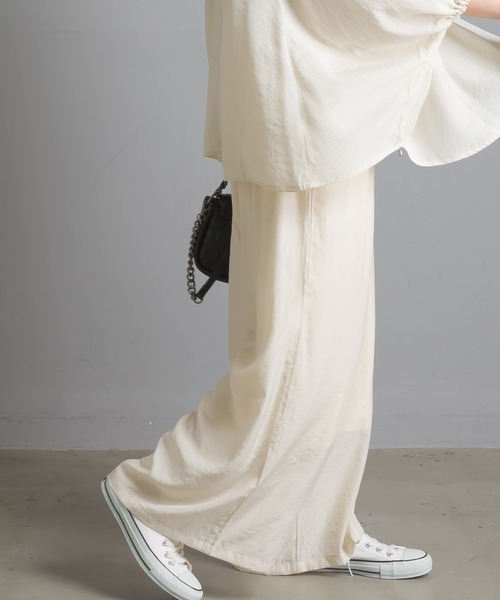 OMNES Another Edition（オムネス アナザーエディション）の「気流染めシルクタッチ ギャザーワイドパンツ（その他パンツ・レディース・ブラック/イエロー/アイボリー/ラベンダー・FREE）」の11枚目の写真