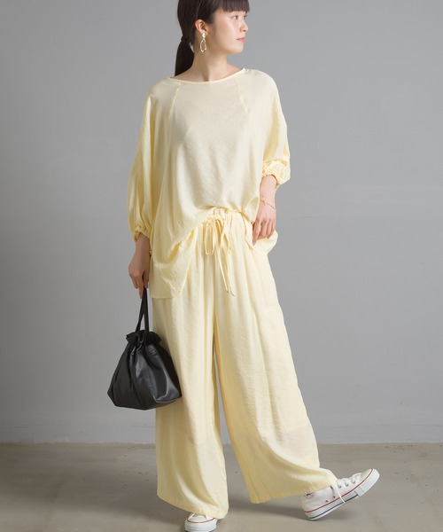 OMNES Another Edition（オムネス アナザーエディション）の「気流染めシルクタッチ ギャザーワイドパンツ（その他パンツ・レディース・ブラック/イエロー/アイボリー/ラベンダー・FREE）」の10枚目の写真