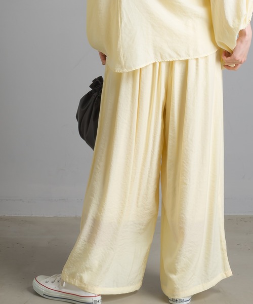 OMNES Another Edition（オムネス アナザーエディション）の「気流染めシルクタッチ ギャザーワイドパンツ（その他パンツ・レディース・ブラック/イエロー/アイボリー/ラベンダー・FREE）」の16枚目の写真