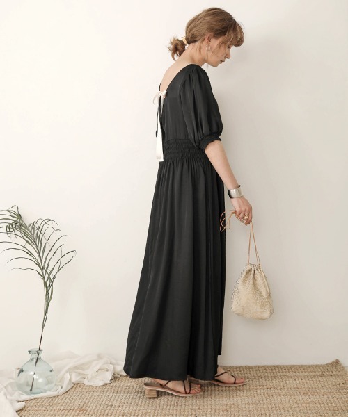 Bab（バブ）の「【WEB限定】配色バックリボンワンピース（ワンピース・レディース・ブラック/キャメル・38）」の3枚目の写真