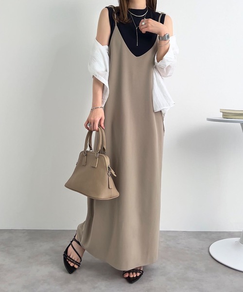 KOBE LETTUCE（コウベレタス）の「バックデザインが選べる2type　Vネックロングキャソールミワンピース（ワンピース・レディース・グレイッシュベージュ/ブルー/ピンク/モカ/ブラック/カーキ/ミント/バーガンディー/パープル系/ネイビー/ブラウン系/ベージュ系/グリーン系/パープル系1/ブラック系/オレンジ系その他/オレンジ系その他2/ネイビー系/グレー系1/グレー/グリーン系1/グリーン系2/ベージュ系1/ベージュ系2/ボルドー/ワイン系・L～LL/S～Ｍ/L/LL/S/M/L/XL）」の9枚目の写真