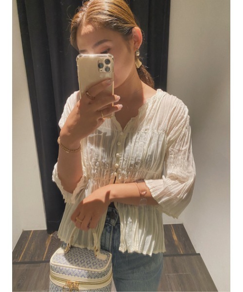 MOUSSY（マウジー）の「SHEER PLEATS ブラウス（シャツ/ブラウス・レディース・ブラック/アイボリー/ライトイエロー・FREE）」の10枚目の写真