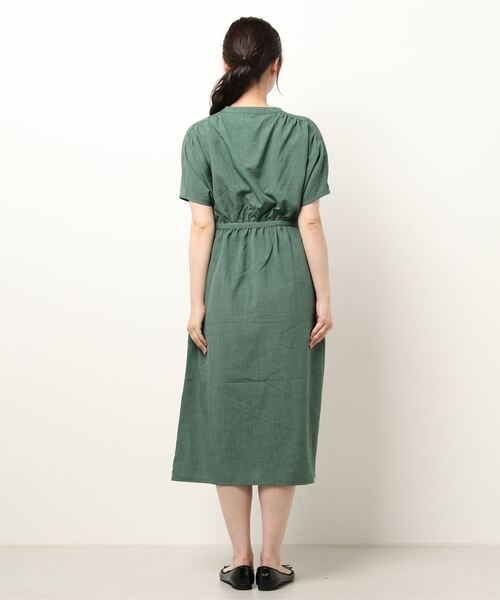 Te chichi(テチチ)の「麻調2wayシャツワンピース(シャツワンピース・レディース・グリーン/ネイビー/ベージュ・フリ-)」の6枚目の写真