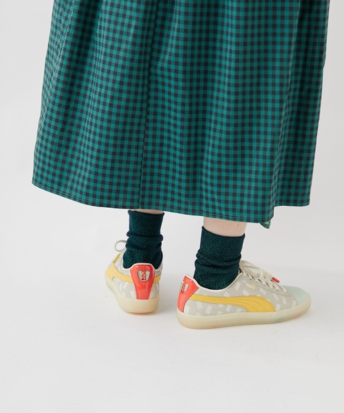 PUMA（プーマ）の「【PUMA×HARIBO(プーマ×ハリボー)】SUEDE HARIBO WINS 2 スニーカー（スニーカー・レディース・ホワイト×グレー・22.5/23/23.5/24/24.5/25/25.5/26）」の20枚目の写真