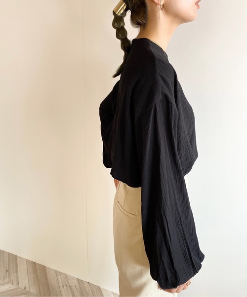 y/m by RIKA（イムバイリカ）の「楊柳ケープシャツ（シャツ/ブラウス・レディース・アイボリー/ブラック・FREE）」の18枚目の写真