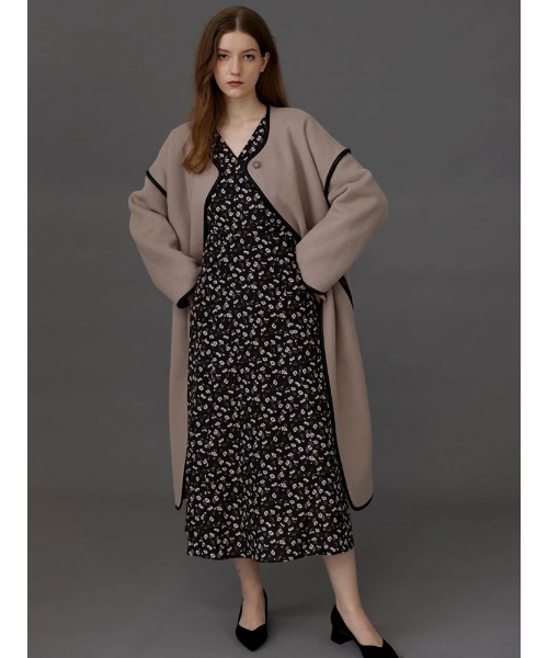 TONAL(トーナル)の「ウールパイピングノーカラーコート(ノーカラーコート・レディース・ブラック/ベージュ・38/36)」の22枚目の写真
