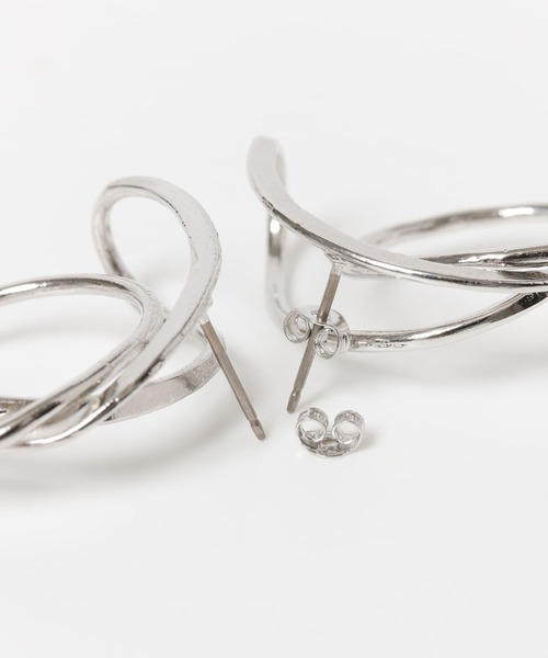 KBF+（ケービーエフプラス）の「KBF+　デフォルメサークルピアス∴（ピアス（両耳用）・レディース・シルバー/ゴールド・ONE）」の6枚目の写真