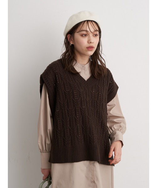 earth music&ecology（アースミュージックアンドエコロジー）の「透かし編ニットベスト ＊（ベスト・レディース・アイボリー/ブラック/ブラウン・FREE）」の20枚目の写真