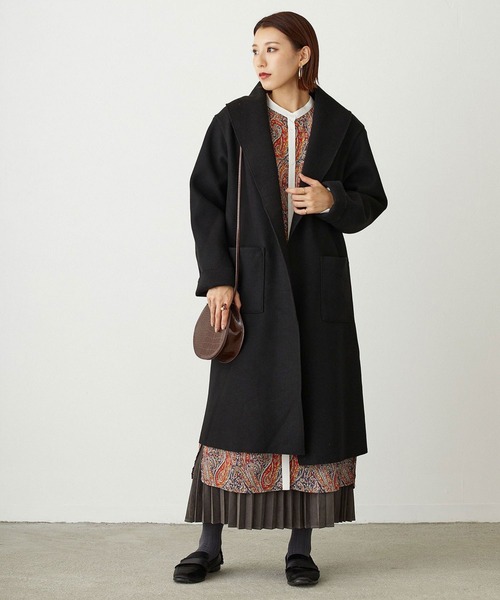 NICOLE white（ニコルホワイト）の「ニットダブルフェイス・ボタンレスコート（その他アウター・レディース・アイボリー/ブラック/モカ・FREE）」の3枚目の写真