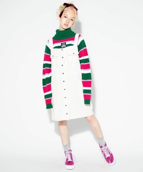 Candy Stripper(キャンディストリッパー)の「CND CORDUROY ワンピース(ジャンパースカート・レディース・ブラック/パープル/アイボリー・2)」の5枚目の写真