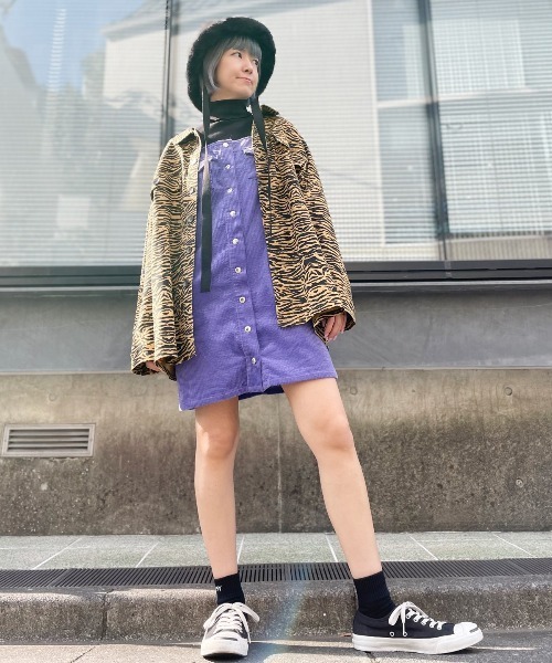 Candy Stripper(キャンディストリッパー)の「CND CORDUROY ワンピース(ジャンパースカート・レディース・ブラック/パープル/アイボリー・2)」の8枚目の写真