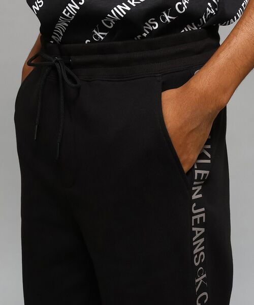 Calvin Klein(カルバン・クライン)の「A ロゴ ジャカード スウェットパンツ(スウェットパンツ・メンズ・ブラック・L/S/M)」の7枚目の写真