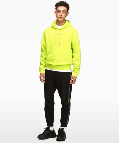 Calvin Klein(カルバン・クライン)の「A ロゴ ジャカード スウェットパンツ(スウェットパンツ・メンズ・ブラック・L/S/M)」の3枚目の写真