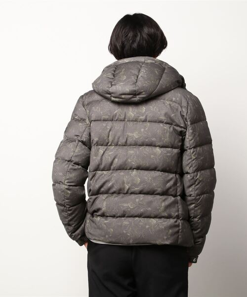 タトラス　TATRAS ランド LANDO サイズ3 カーキ　ダウンジャケット タトラス TATRAS ランド LANDO サイズ3 カーキ ダウンジャケット