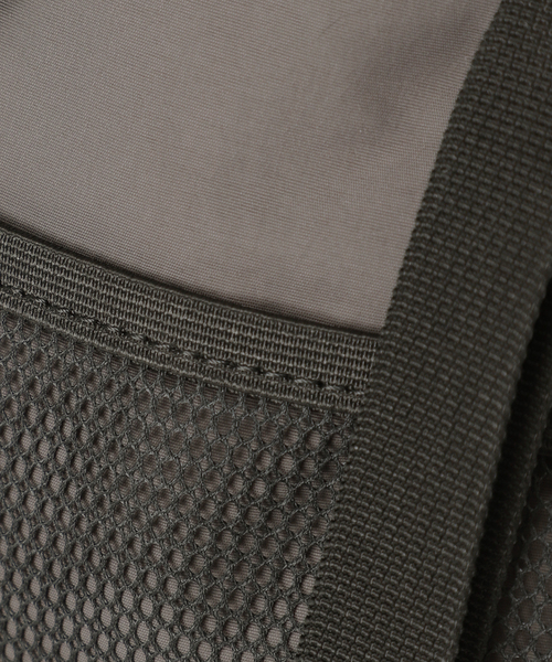 MADDEN（メデン）の「【MADDEN / メデン×JS】別注 ヒップバック（ボディバッグ/ウエストポーチ・メンズ・ブラック/グレー・FREE）」の16枚目の写真