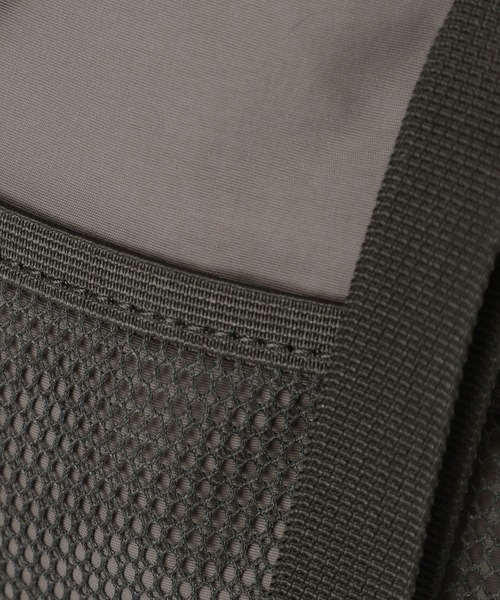 MADDEN（メデン）の「【MADDEN / メデン×JS】別注 ヒップバック（ボディバッグ/ウエストポーチ・メンズ・ブラック/グレー・FREE）」の11枚目の写真