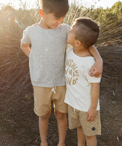 Rylee + Cru（ライリーアンドクルー）の「fern basic tee（Tシャツ/カットソー・キッズ・グレー系その他・8-9y/12-18M）」の3枚目の写真