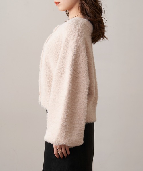 Chico(チコ)の「短丈シャギーカーディガン(カーディガン/ボレロ・レディース・ベージュ/アイボリー・FREE)」の16枚目の写真