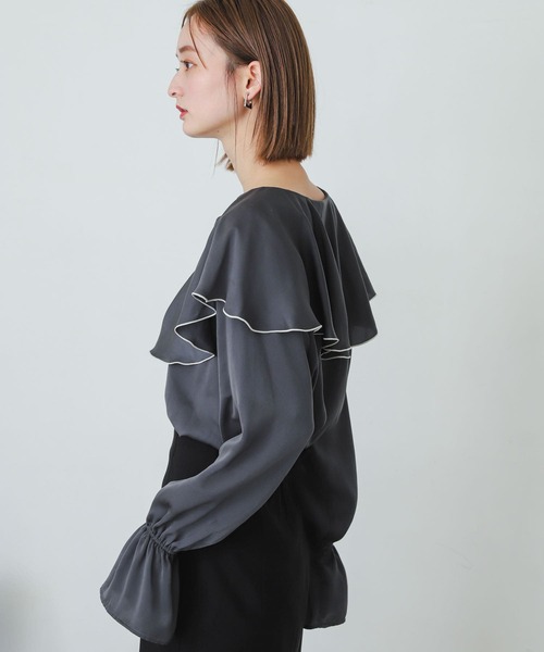 SENSE OF PLACE by URBAN RESEARCH（センスオブプレイスバイアーバンリサーチ）の「フリルカラーブラウス（シャツ/ブラウス・レディース・チャコールグレー/アイボリー/キャメル・ONE）」の10枚目の写真