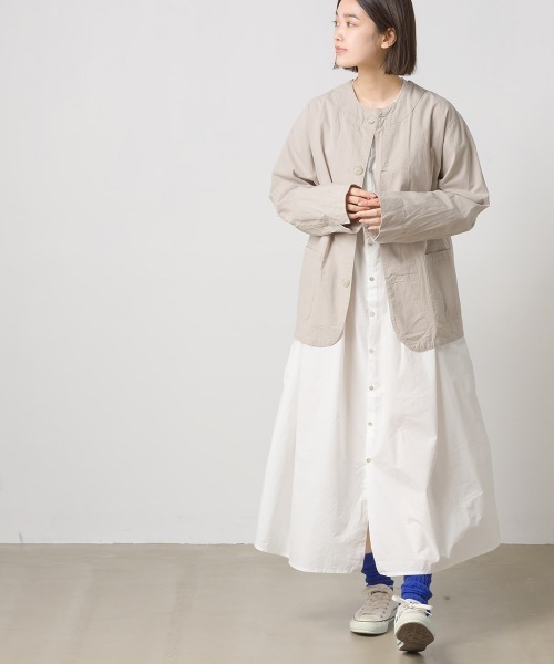 OMNES（オムネス）の「ウォッシュ加工ダンプ ノーカラージャケット（ノーカラージャケット・レディース・ライトグレー/ブラック/桜/ベージュ/カーキ系1・FREE）」の12枚目の写真