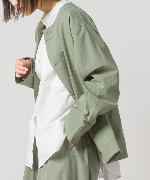 OMNES（オムネス）の「ウォッシュ加工ダンプ ノーカラージャケット（ノーカラージャケット・レディース・ライトグレー/ブラック/桜/ベージュ/カーキ系1・FREE）」の22枚目の写真