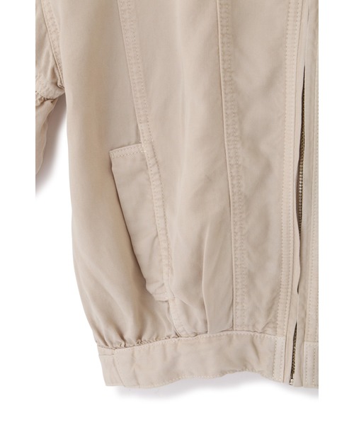 JILL STUART（ジルスチュアート）の「◆ロンダブルゾン（ブルゾン・レディース・ベージュ/ブルー・SMALL/MEDIUM）」の17枚目の写真