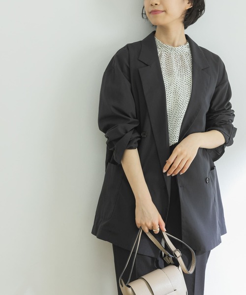URBAN RESEARCH（アーバンリサーチ）の「ランダムドットボリュームスリーブブラウス（シャツ/ブラウス・レディース・ホワイト系その他/ブラック系その他・FREE）」の21枚目の写真
