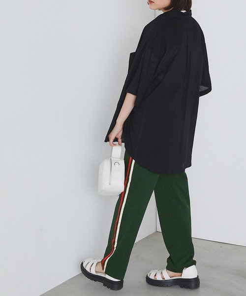 forksy.（フォルクシー）の「【forksy.】カラーサイドラインカットストレートイージーパンツ（その他パンツ・レディース・ネイビー/グリーン/アイボリー・FREE）」の10枚目の写真
