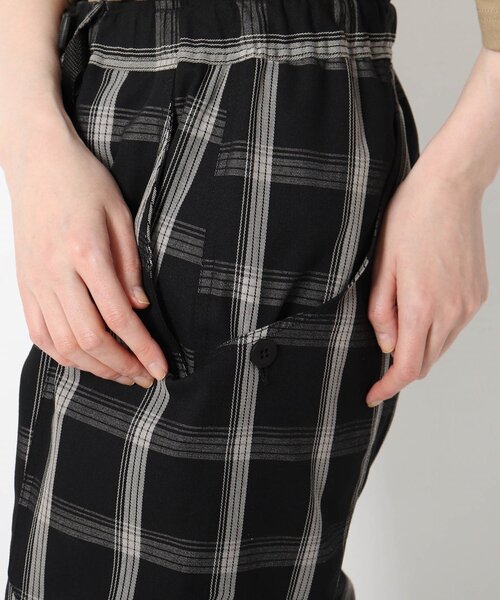 BASECONTROL（ベースコントロール）の「◆ストレッチジョガー 七分丈 クロップドパンツ（その他パンツ・レディース・ライトブルー/ブラック/ベージュ/ネイビー/カーキ/アイボリー/ブラック系1/ブラック系2/ネイビー系/ブルー系/ブルー系6・99）」の19枚目の写真