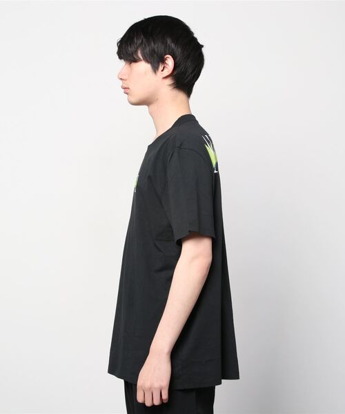 ALLSAINTS（オールセインツ）の「MOMENTUM CREW T-SHIRT | MOMENTUM クルー Tシャツ（Tシャツ/カットソー・メンズ・ブラック・XS/S/M/L）」の6枚目の写真